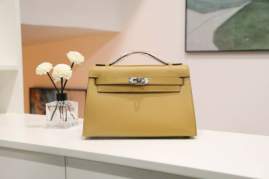 Picture of Hermes Handbags _SKUfw235422156fw